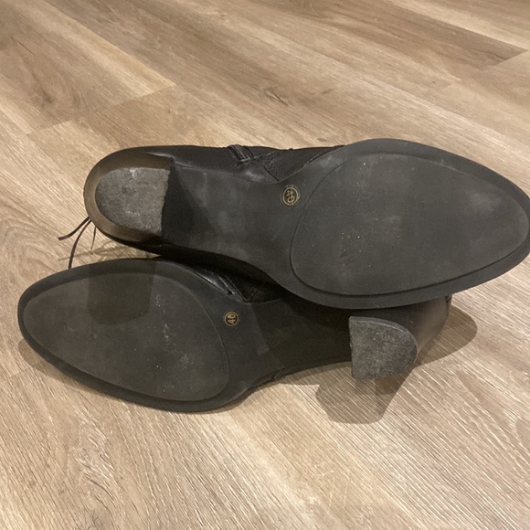 Tamaris black ankle boots - Picture 9 of 11